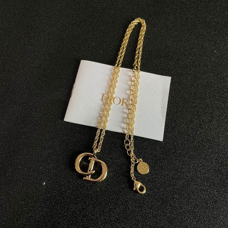 Dior Necklace 05yxh33